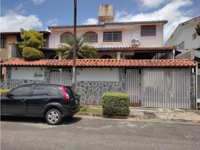 Casa En Venta - Macaracuay 420 Mts2 C. 300 Mts2 T. Caracas, 420 mt2, 6 habitaciones