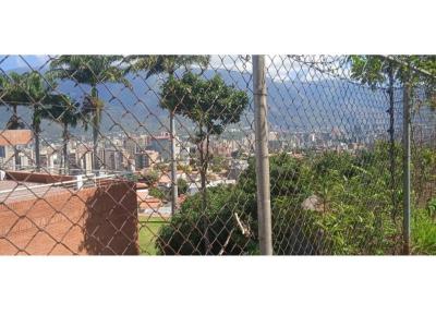 Venta de terreno en  Colinas De Los Chaguaramos /#JS