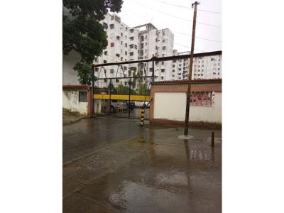 Se Vende Apartamento 68m2 3h/1b/1pe Caricuao UD5 La Hacienda, 68 mt2, 3 habitaciones