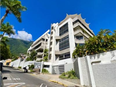 En Venta Apartamento en Altamira, Chacao - Caracas, 360 mt2, 3 habitaciones